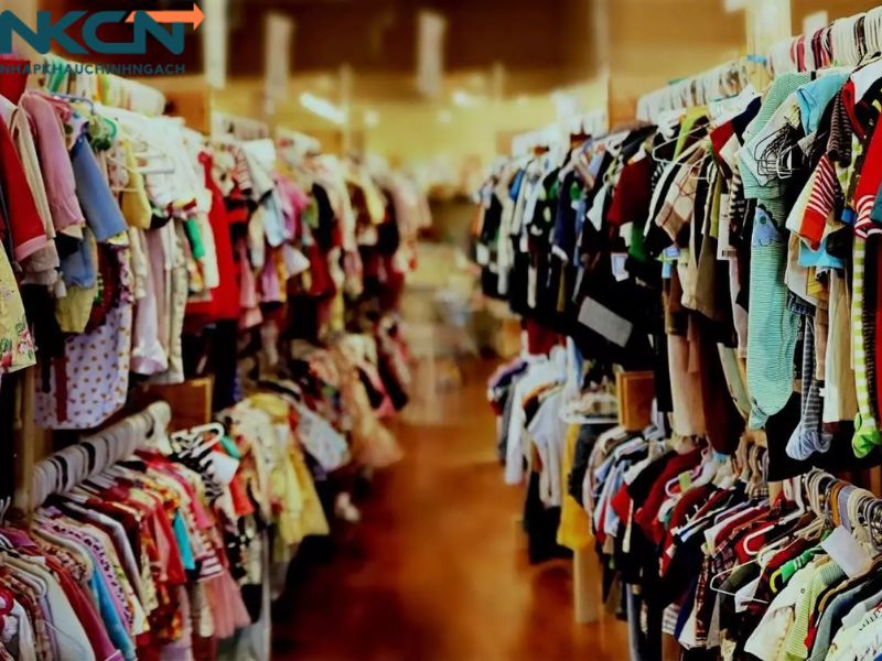 Nhập khẩu quần áo Trung Quốc