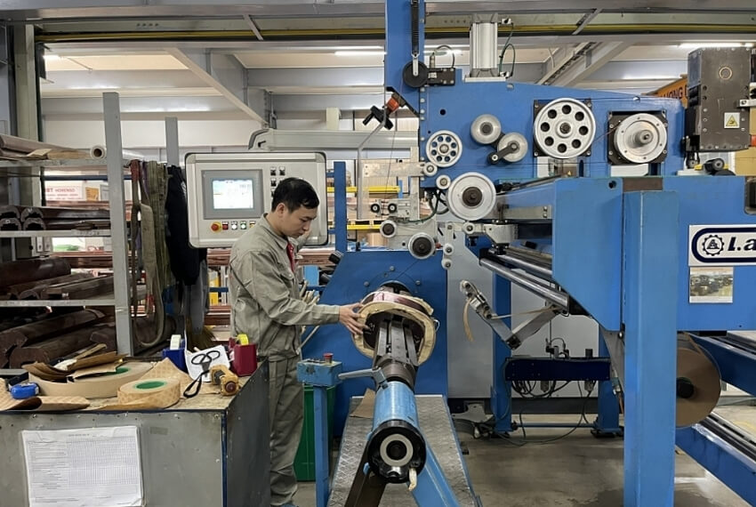 Nhập khẩu thiết bị công nghiệp Trung Quốc
