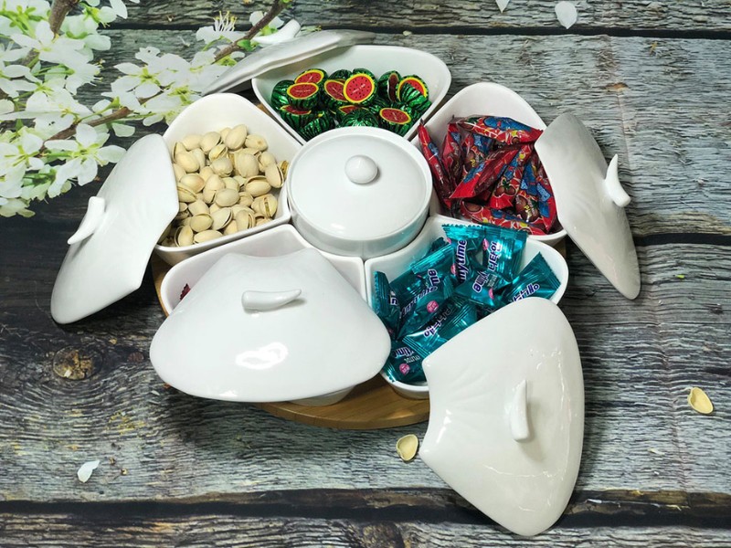 nhập khay bánh kẹo tết trung quốc