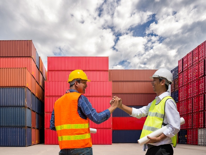 Tại sao phải ủy thác nhập khẩu chính ngạch