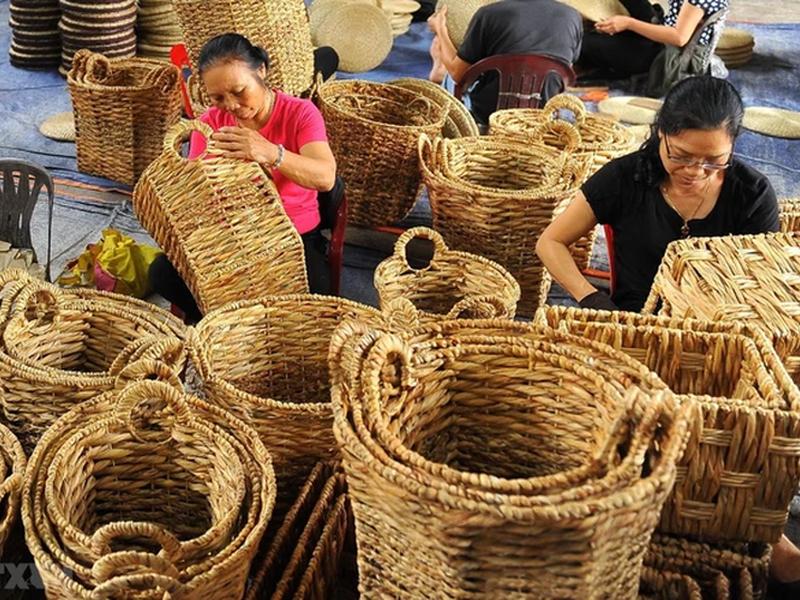 nguồn hàng phụ kiện quà tặng