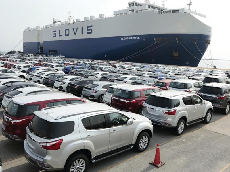 xe ô tô nhập khẩu nguyên chiếc