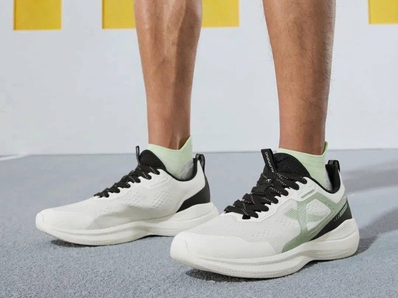 giày nội địa trung quốc