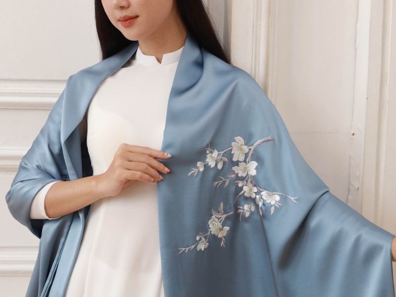 khăn lụa quảng châu