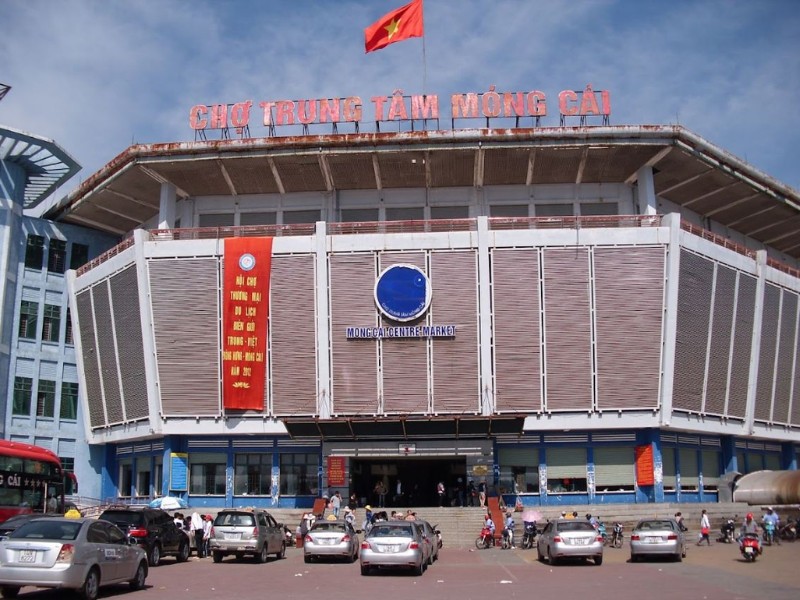 cách nhập quần áo về bán