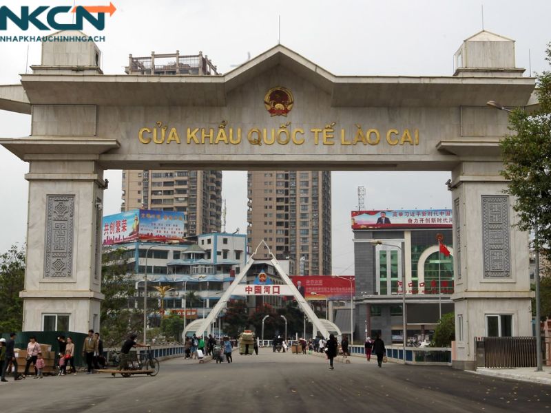 hàng nhập tiểu ngạch có xuất hóa đơn VAT không